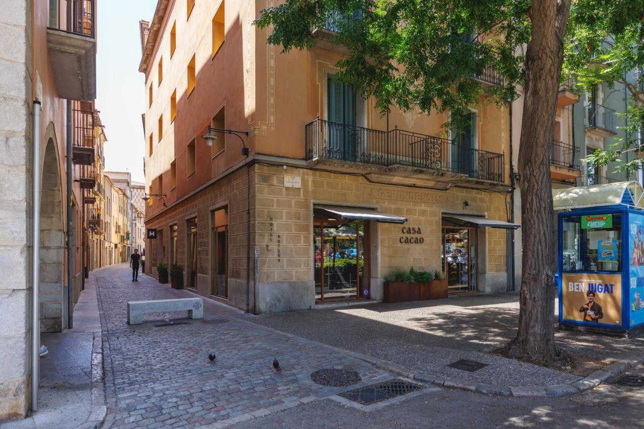 Bravissimo Placa Catalunya 2-1, Duplex * Girona